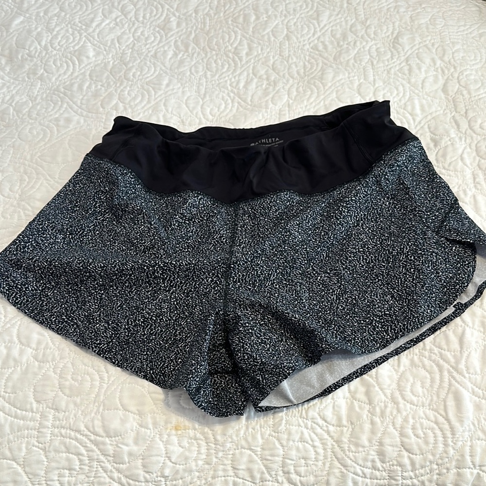 Athleta “run with it” printed short